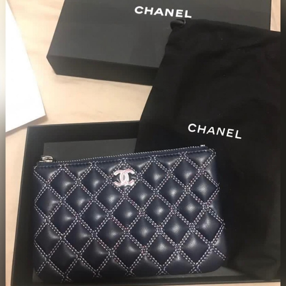 Chanel o case zip pouch wallet bag - Picture 2 of 5